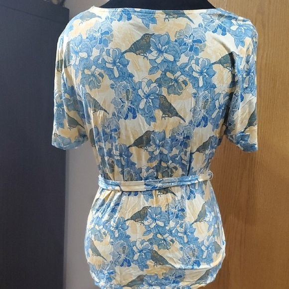 Modcloth Yellow and Blue Faux Wrap Bird Floral Short Sleeve Top - Picture 6 of 9
